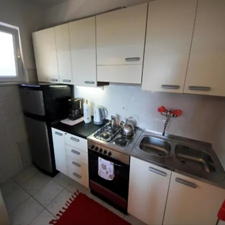 Anita Apartman